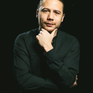 Paseo de Feria (Grade 2) by Rodrigo Lomán